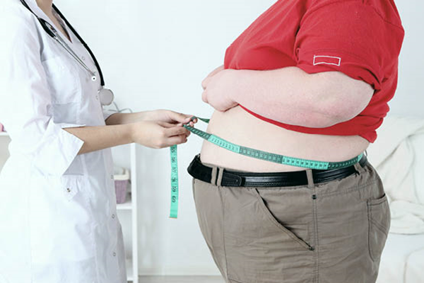 La grasa abdominal, mejor indicador de problemas cardíacos que el índice de masa corporal