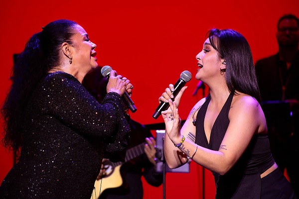 Eva Ayllón celebra el Día de la Canción Criolla con dos conciertos sold out en Barranco 