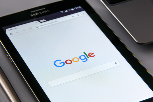 Google pagó 26.300 millones en 2021 para ser el principal motor de búsqueda en internet