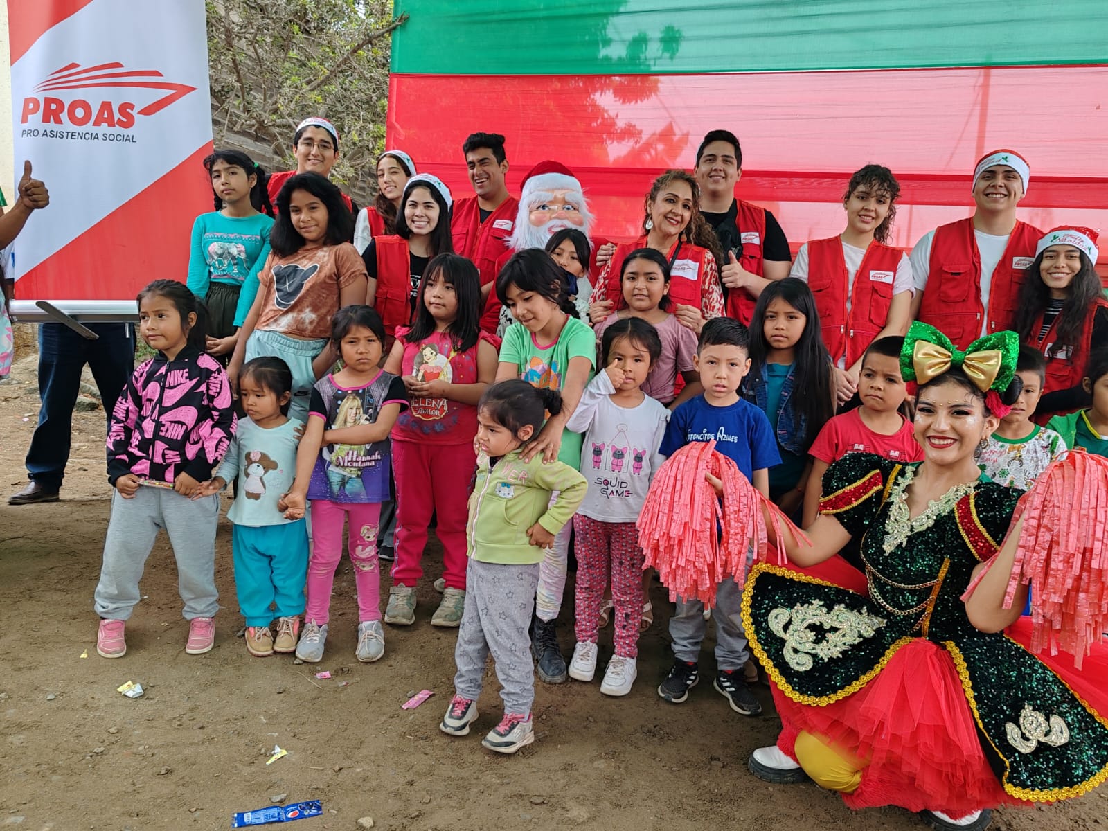Asociación Proas adelanta la Navidad con juguetes a niños humildes