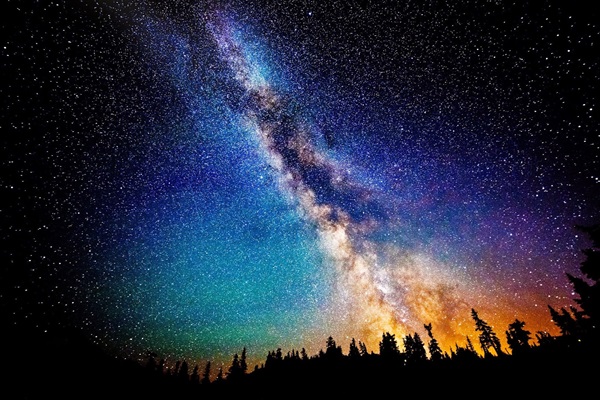 Firefly Sparkle, galaxia similar a la Vía Láctea creada 600 millones de años tras Big Bang