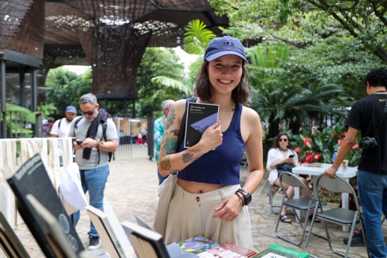 La Unesco designa a la ciudad colombiana de Medellín como Capital Mundial del Libro 2027
