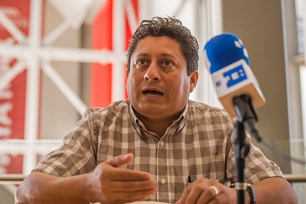 Autor maya Canché gana el Premio de Literaturas Indígenas de América