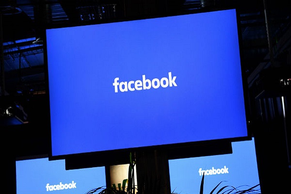Facebook reconoce que las redes sociales pueden ser peligrosas para la democracia