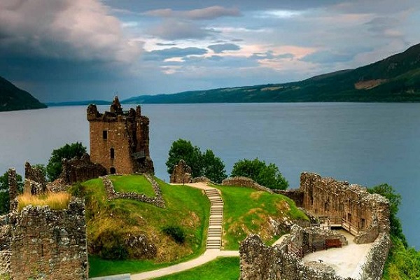 Científicos analizarán el ADN del lago Ness para saber si existe el monstruo