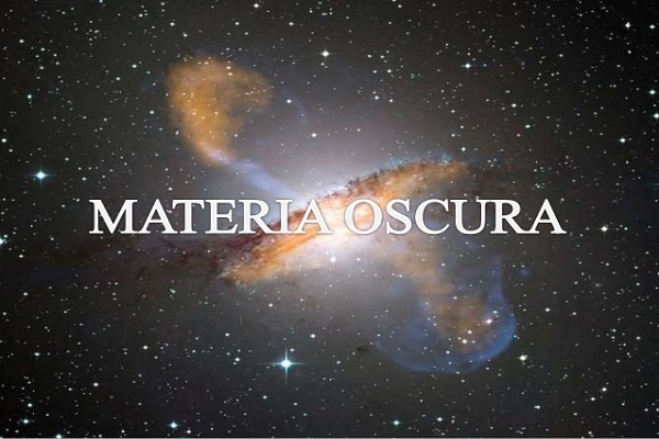 Misteriosa materia oscura interactúa con la gravedad