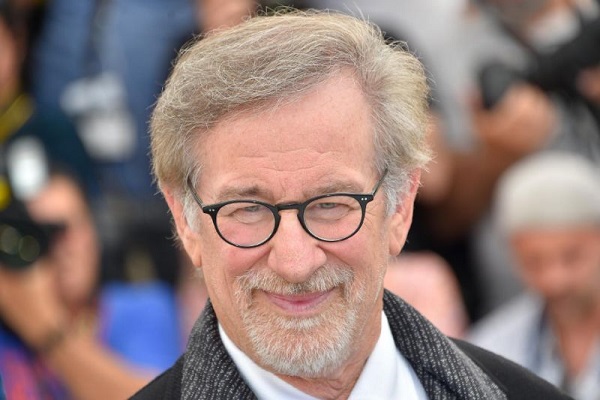Spielberg busca actores que hablen español para 