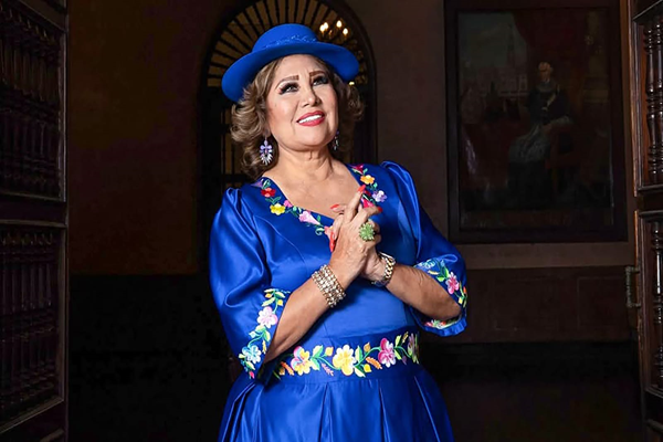 Amanda Portales celebra Bodas de Diamante junto a Los Kipus y Los Doltons