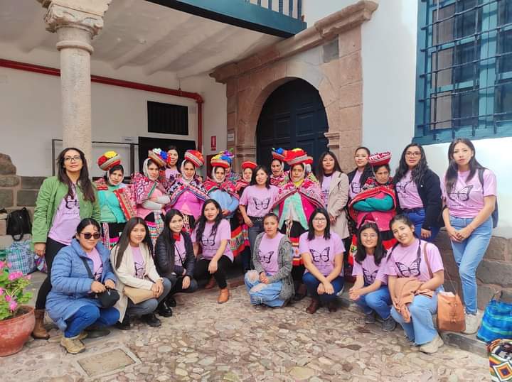 Emprendedoras de Ollantaytambo buscan conquistar mercados limeños con sus ancestrales artesanías